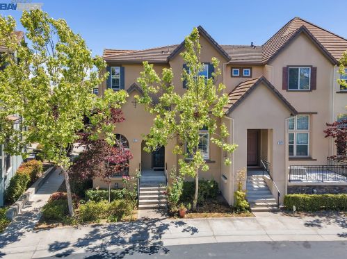 6311 Byron Ln, San Ramon, CA 94582-3055