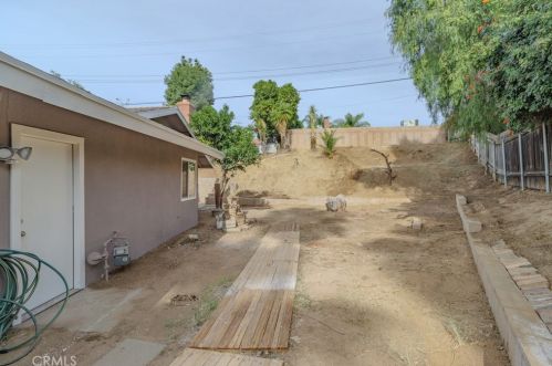 11763 Arliss Dell, Colton CA  92313-5120 exterior