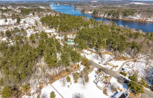 265 Dover Point Rd, Dover NH  03820-4606 exterior