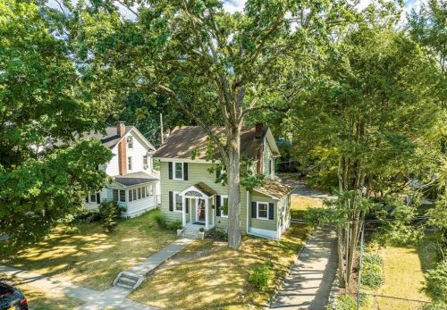 1 Lindbergh Pl, Poughkeepsie NY exterior