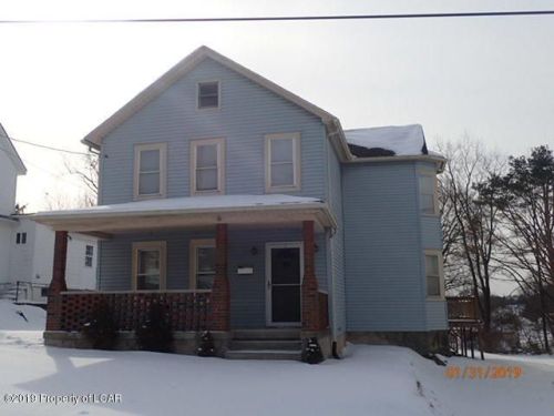 622 Sanderson Ave, Olyphant, PA 18447-2041