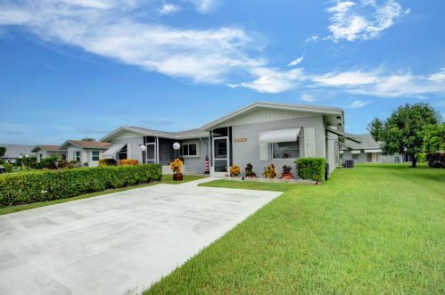 5433 Mariesa Ave, West Palm Beach, FL 33417-1068