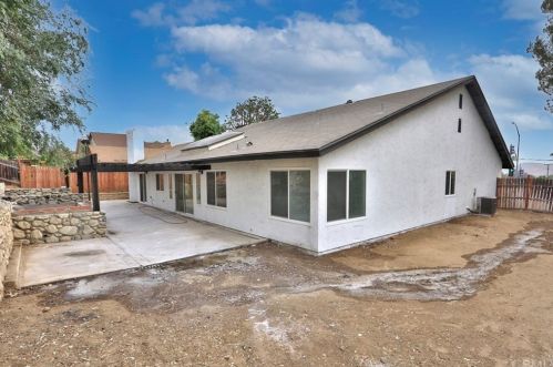 12005 Preston St, Colton CA  92313-5234 exterior