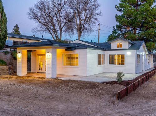 143 Vine St, Lake Nacimiento CA  93446-3736 exterior