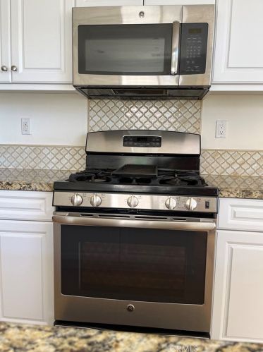 22030 Propello Dr, Santa Clarita CA  91350-8547 exterior