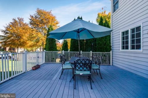 5312 Kernstown Ct, Haymarket VA  20169-4504 exterior