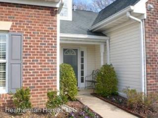 9219 Saint Andrews Ln, Fredericksburg VA  22408-9584 exterior
