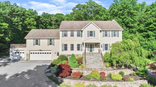 458 Depot Hill Rd, Poughquag NY  12570-5766 exterior