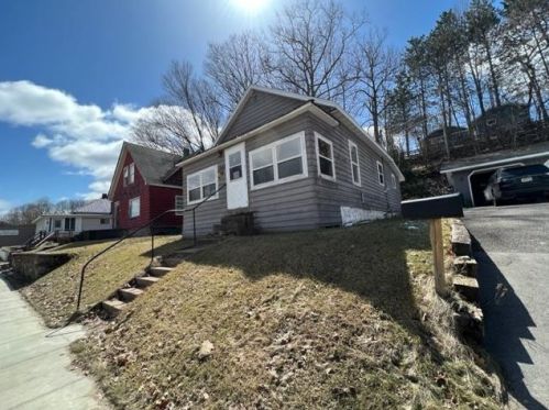 1340 River St, Niagara, WI 54151-1542
