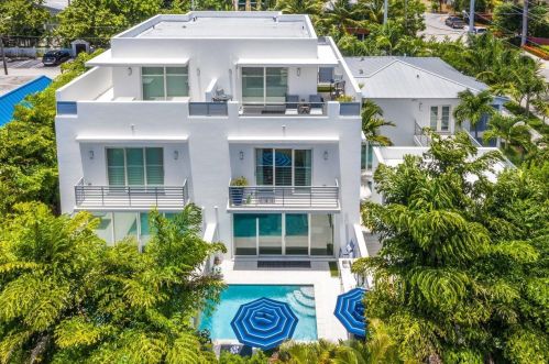 101 7th Ave, Delray Beach, FL 33483-5244