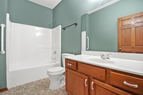 5353 Butterfield Way, Milwaukee WI  53221-3249 exterior