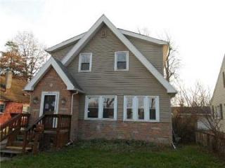 3021 Glencairn Ave, Toledo, OH 43614-3915