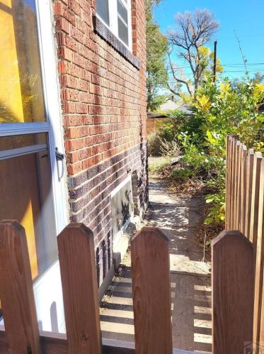 2114 Elizabeth St, Pueblo CO 81003-1809 exterior