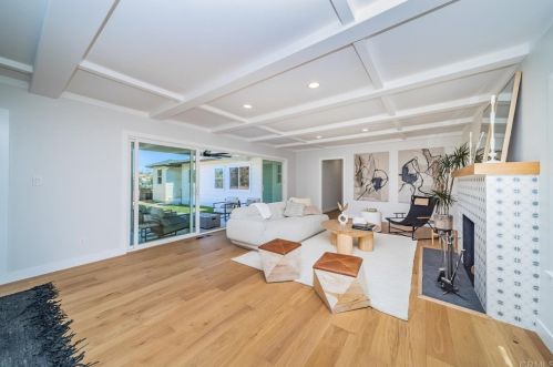 4350 Highland Dr, Carlsbad CA  92008-4225 exterior