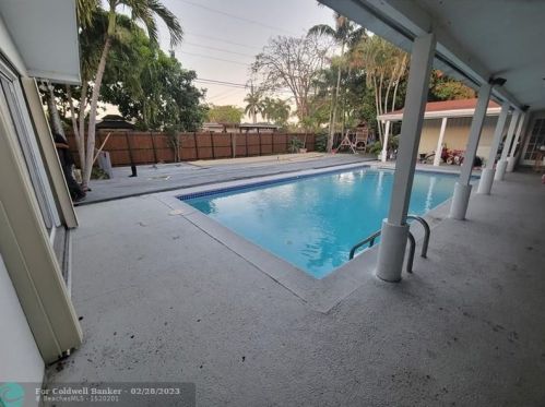 6901 16 Ct, Hollywood FL 33027-2315 exterior