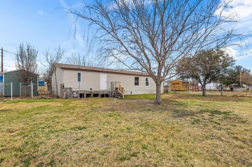 6203 County Road 608, Burleson TX  76028-1134 exterior