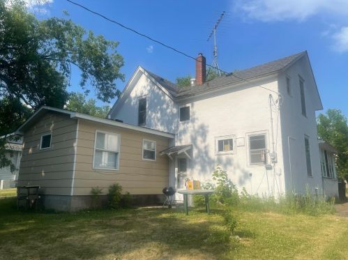 407 Wisconsin Ave, Clam Falls, WI 54837-8956