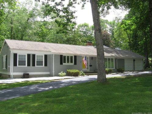 203 Hickory Hill Rd, New Britain, CT 06052-1009
