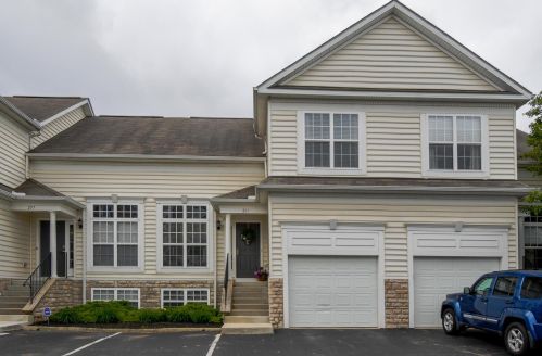 261 Hemlock Ravine Dr, Blacklick, OH 43004-8427