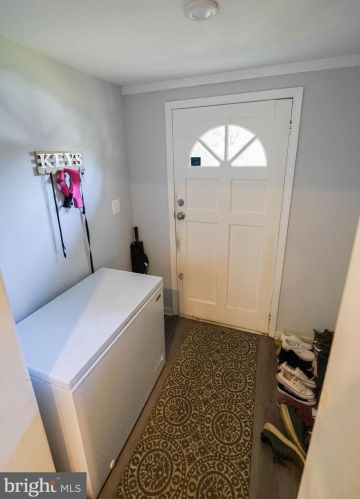 411 6th St, Laurel DE  19956-1363 exterior