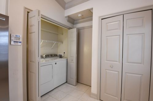 6169 Lake Hibiscus Dr, Delray Beach FL  33484-4620 exterior