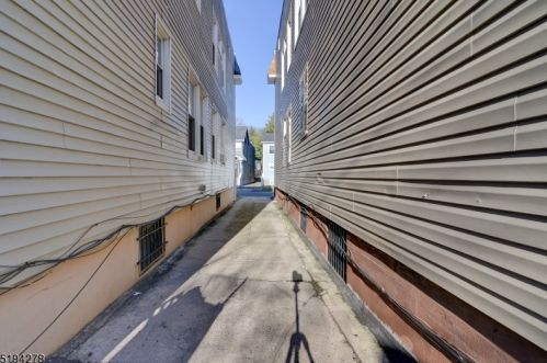 113 Tremont Ave, East Orange, NJ 07018-2330