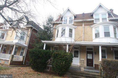 1433 Powell St, Norristown, PA 19401-3325