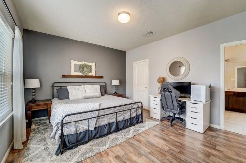 2310 Emerald Ln, Texas City TX  exterior