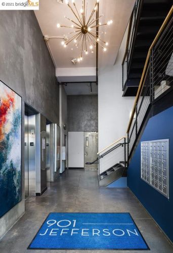 901 Jefferson St, Oakland, CA 94607-3552