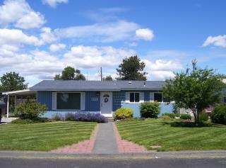 1039 Juniper St, Hatton WA  99344-1329 exterior