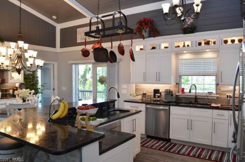 8563 Juneau Ct, Saint James City FL  33956-0032 exterior