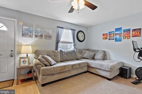 137 Apple Grove Ln, Littlestown PA  17340-1159 exterior