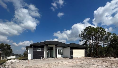 3602 41st St, Lehigh Acres, FL 33976-4610