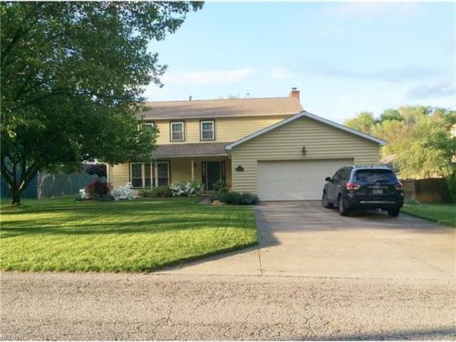 2 Chadwick Sq, Parkersburg, WV 26105-3046