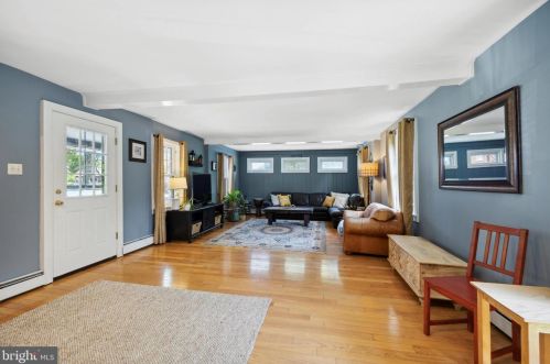 838 Concord Rd, Glen Mills PA  19342-1338 exterior