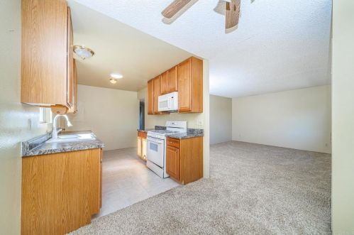 3866 San Pablo Ave, Oceanside CA  92057-7208 exterior