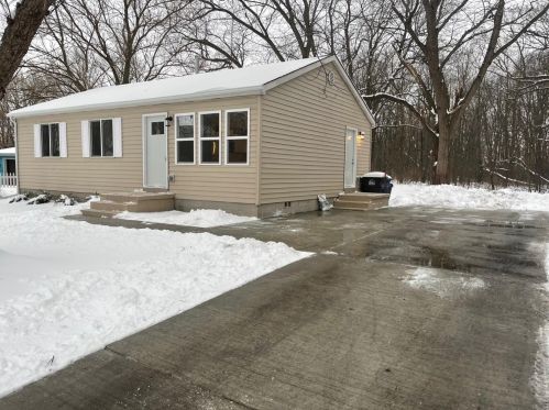 3185 Bruce Rd, Gary, IN 46405-3101