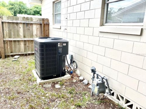 960 Tappan Cir, Orange City FL  32763-4854 exterior