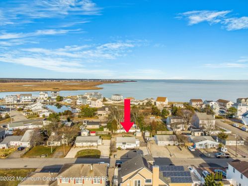 1412 Tamiami Rd, Lacey NJ  08731-5038 exterior