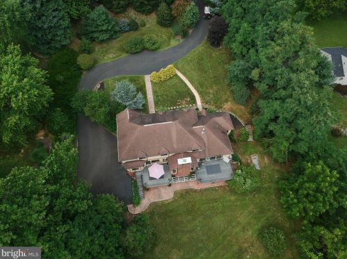 45 Spring Mount Rd, Collegeville, PA 19473-1738