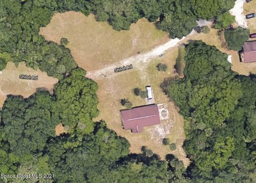 189 Shiloh Rd, Oak Hill, FL 32759