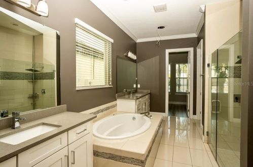 8137 Chilton Dr, Orlando FL 32836 exterior