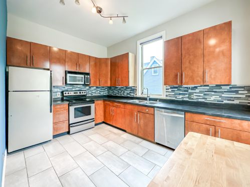 1806 Garrard St, Covington, KY 41014-1433
