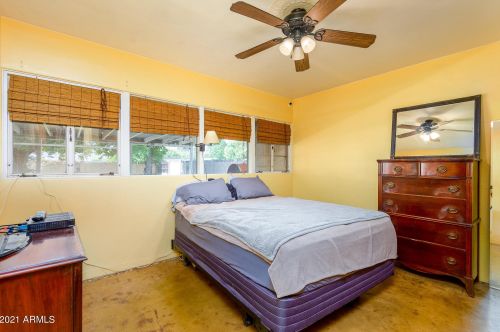 1111 Bethany Home Rd, Phoenix AZ  85014-2229 exterior