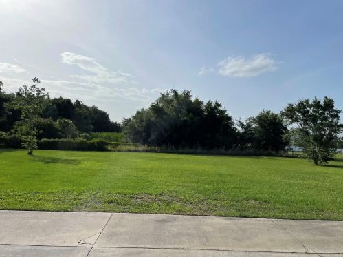 3500 Boggy Crk Rd, Kissimmee FL 34744-9413 exterior