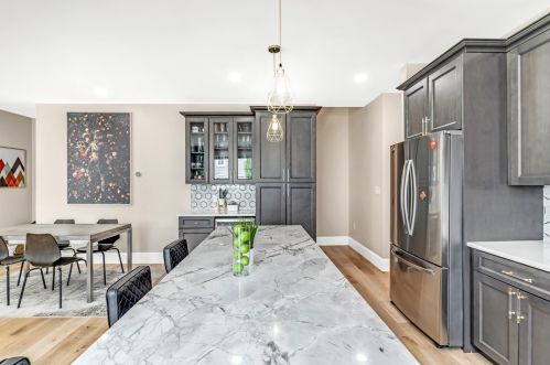 5112 Stanton Ave, Pittsburgh PA  15201-2580 exterior