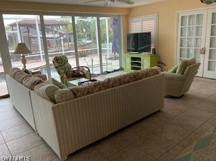 330 Madison Ct, Fort Myers Beach FL  33931-3642 exterior