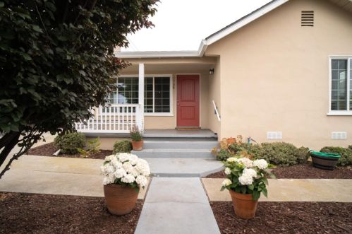 1738 Goodwin St, Seaside CA  93955-4414 exterior