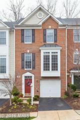 4003 Fairfax Center Hunt Trl, Fairfax, VA 22030-8524