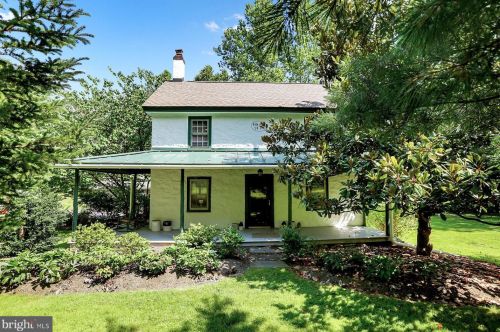 851 Creek Rd, Downingtown, PA 19335-1251